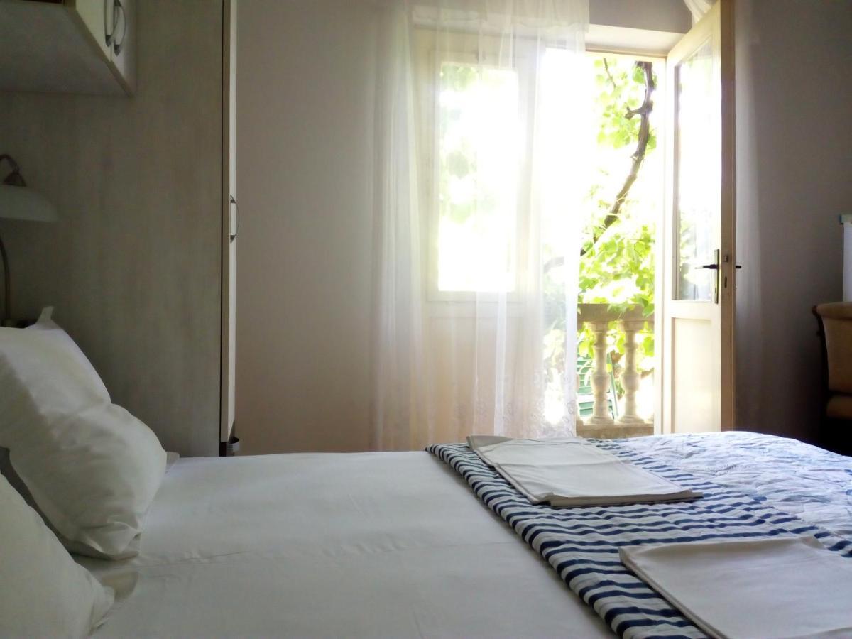 Vodice Center Apartments ภายนอก รูปภาพ